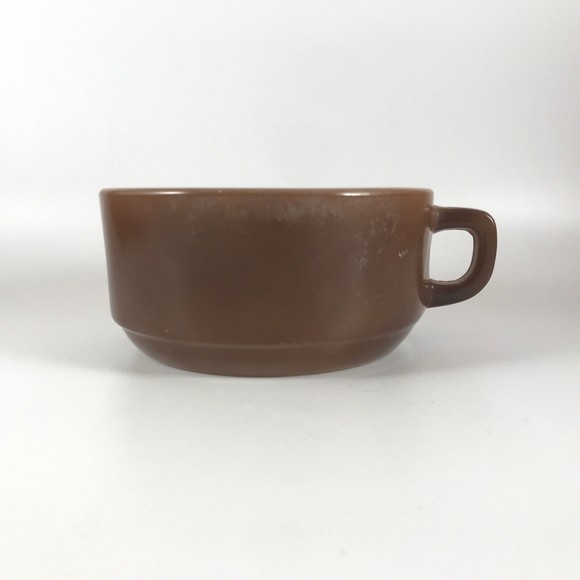 Vintage Fire King Soup Chili Bowl Brown D Handle Anchor Hocking Milk Glass - Picture 1 of 9